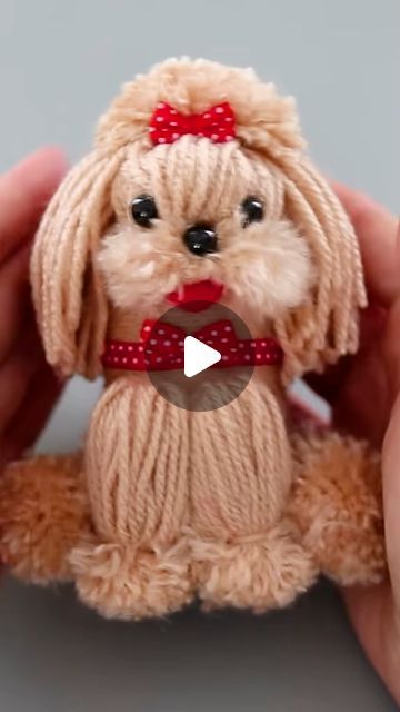 Pompom Dog Diy, Sock Dog Toys Diy, Yarn Dogs Diy, Dolls Handmade Diy, Christmas Quilt Blocks, Diy Dog Toys, Dog Diy, Yarn Dolls, Dog Crafts