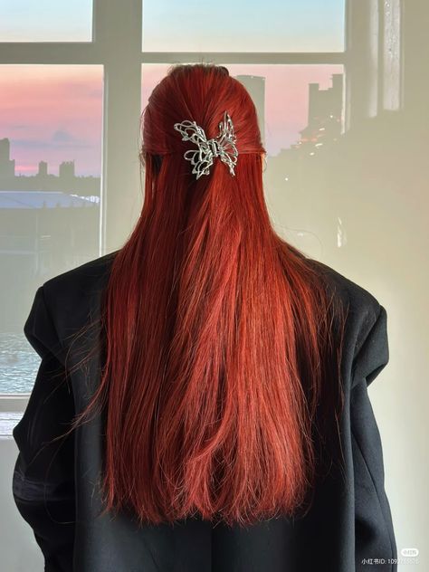 Blood Red Hair, Red Hair Inspiration, Hairstyle Examples, Wine Hair, Red Hair Inspo, Bright Red Hair, Long Red Hair, Asian Hair, Hair Inspo Color