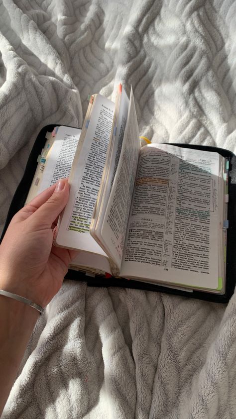 Reconnecting With God, Scripture Study Aesthetic Lds, Bible Reading Aesthetic, Reading Scriptures, Holding Bible, Bible Aesthetic, Journal Bible Quotes, God Centered Relationship, Reading Bible