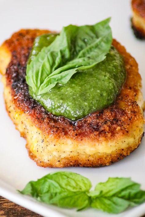 Parmesan Pork Chops with Pesto topped with pesto and a basil leaf. Parmesan Pork Chops, Dinner Appetizers, Pork Chop, Pork Chop Recipes, Pork Dishes, Easy Family Meals, Pork Ribs, Meat Dishes, Pork Chops