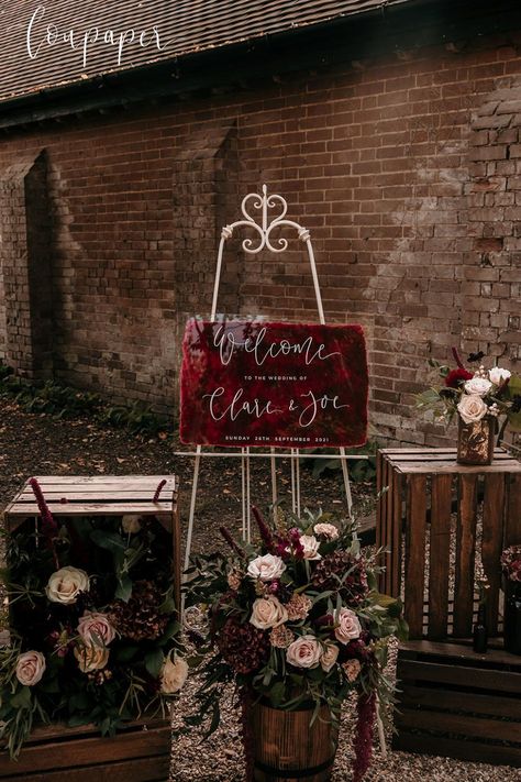 Burgundy Wedding Sign, Burgundy And White Wedding, Rustic Burgundy Wedding, Rustic Wooden Crates, Literature Wedding, Rustic Red Wedding, Rustic Wedding Welcome Sign, Calligraphy Wedding Stationery, Rustic Wedding Theme