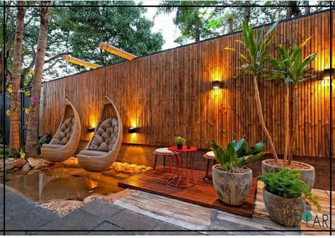 Sloped Backyard, Cozy Backyard, Backyard Seating, Backyard Garden Design, Beautiful Backyards, Roof Garden, Backyard Fun, Fence Design, Small Backyard Landscaping