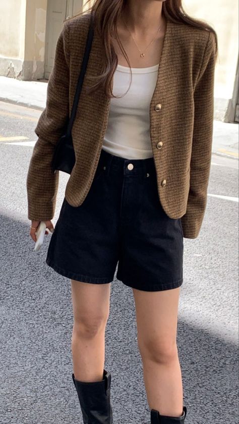 Nude Work Shoes, Brown Blazer Outfit Casual, Korean Casual Outfits, 가을 패션, Autumn Outfit, Casual Style Outfits, Outfits Casuales, Cute Casual Outfits, Simple Outfits