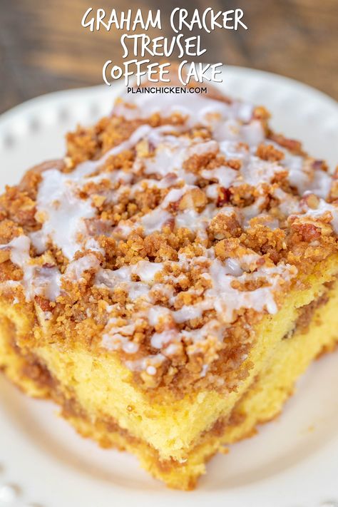 Graham Cracker Streusel Coffee Cake - seriously delicious! SO moist and the streusel topping is to die for! We couldn't resist this yummy cake!! Cake mix, vanilla pudding, sour cream, oil, eggs, vanilla, cinnamon, graham cracker crumbs, brown sugar, pecans and butter. Great for potlucks, tailgating, breakfast, brunch and dessert. #breakfast #cake #dessert #coffeecake Graham Cracker Streusel, Cake Mix Sour Cream, Sugar Pecans, Pecan Coffee Cake, Breakfast Coffee Cake, Biscuits Graham, Streusel Coffee Cake, Dessert Breakfast, Plain Chicken