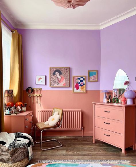 Maximalist Girls Bedroom, Lavender Bedroom, Danish Interior, Maximalist Home, Spring Bedroom, Purple Bedroom, Dopamine Decor, Purple Rooms, Fun House