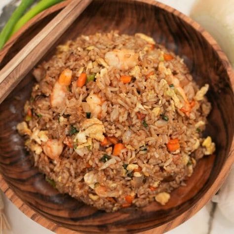 Benihana Fried Rice, Fried Rice Recipe Video, Cj Eats, Making Fried Rice, Shrimp Fried Rice, Real Star, Clam Recipes, Fried Rice Recipe, Asian Cooking