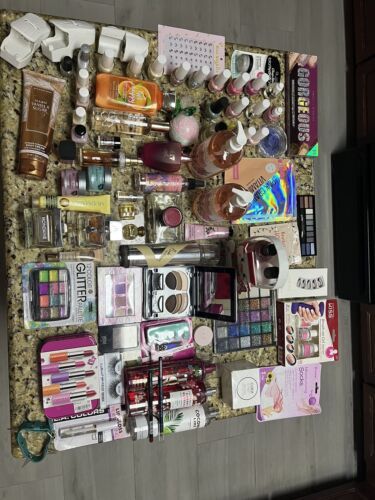 ad eBay - Find many great new & used options and get the best deals for Mixed Lot of Perfume and Other Misc. Makeup Items (see photos) Read Description at the best online prices at eBay! Free shipping for many products! Kiss Nail Kit, Amber Rose Body, La Colors Makeup, Kiss Nails Kit, H2 Hummer, Apartment Moving, Crabtree And Evelyn, Girl Hood, Makeup Beauty Room