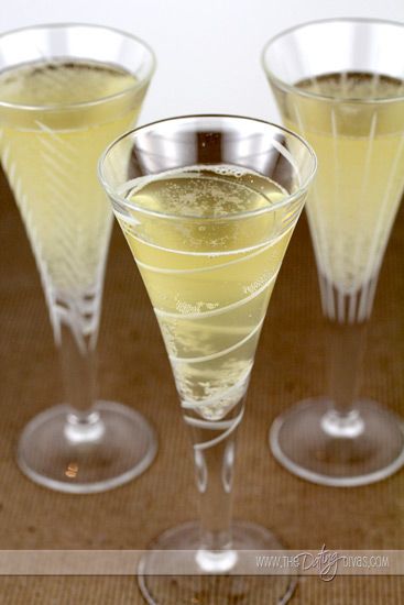 Enjoy a cozy night at home with your sweetheart by taste testing all of these mocktails together! Mock Champagne, Champagne Recipe, Mocktail Recipe, Ginger Ale, Taste Testing, Adult Drinks, Party Drinks, Non Alcoholic Drinks, Cocktail Drinks