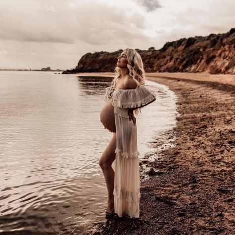 Boho Maternity Photoshoot, Boho Photoshoot, Family Maternity Pictures, Elopement Wedding Dresses, Boho Maternity, Dress Hire, Fringe Kimono, Maternity Dresses For Photoshoot, Boho Kimono