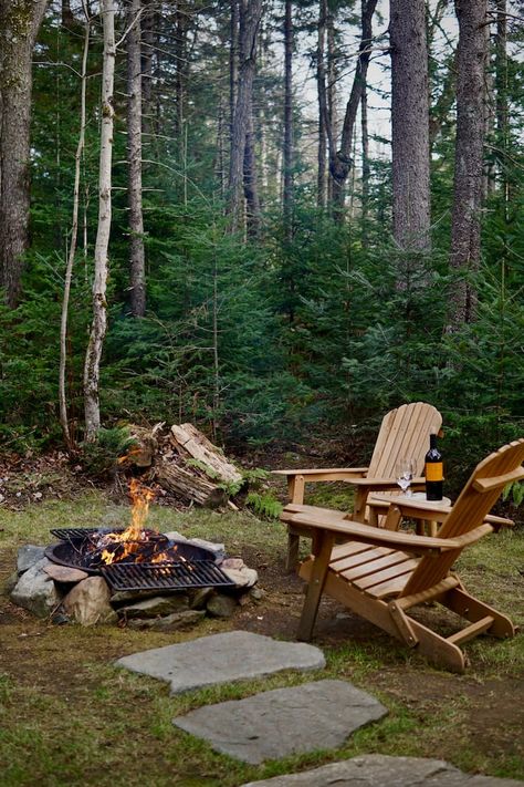 Beautiful Timber Frame Retreat - Tiny houses for Rent in Wilmington, Vermont, United States - Airbnb Wilmington Vermont, Vermont Cabin, Spruce Trees, Tiny Houses For Rent, Cabin Retreat, Brand Shoot, Shoot Inspiration, Timber Frame, Tiny Home