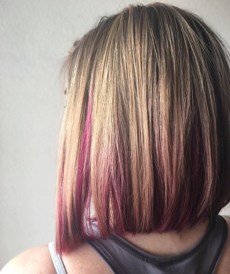 Blonde bob hairstyle with pink peekaboo highlights. Pink Peekaboo Highlights, Pink Peekaboo Hair, Long Bob Blonde, Peekaboo Hair Colors, Peekaboo Highlights, Peekaboo Hair, Blonde Bob Hairstyles, Choppy Bob Hairstyles, Blonde Bobs