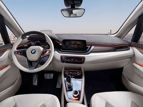 2012 BMW Concept Active Tourer Interior - Car Body Design Car Ui, Maxi Scooter, Bmw Interior, Bmw Concept, Bmw X7, Wheel Alignment, Bmw 2, 2017 Bmw, New Bmw