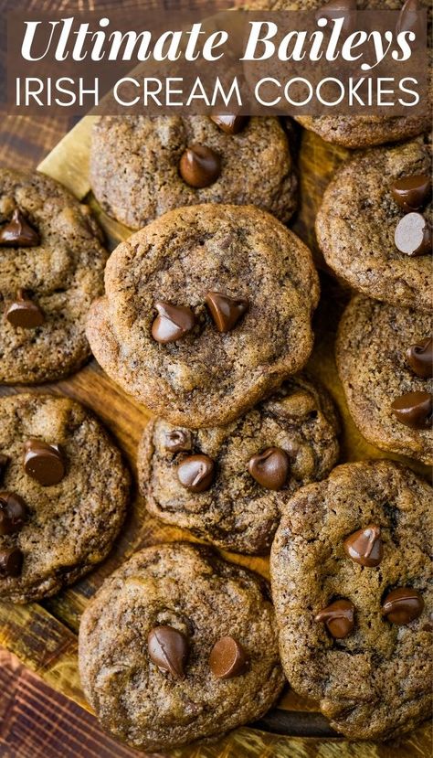 Espresso Chip Cookies, Irish Cream Cookies, Cookies Espresso, Baileys Cookies, Baileys Liquor, Cookies And Cream Cookies, Baileys Recipes, Homemade Chocolate Chips, Homemade Chocolate Chip Cookies