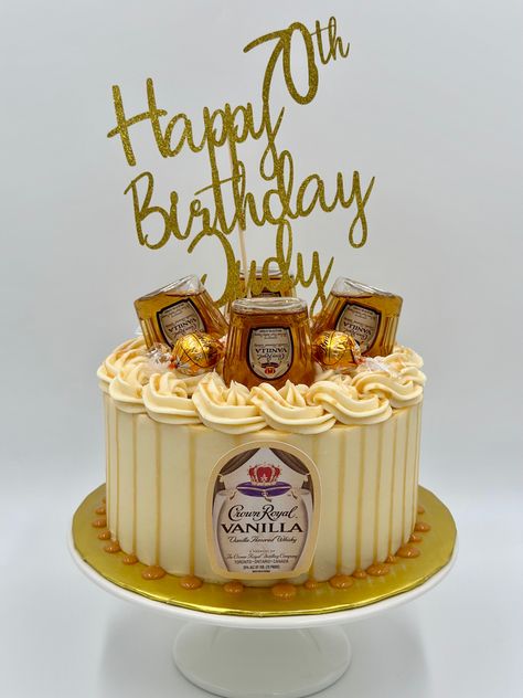 crown royal cake Crown Royal Vanilla, Crown Royal Cake, Chic Cupcakes, Cottage Bakery, Custom Sugar Cookies, Salted Caramel Cake, Custom Cupcakes, Diy Cookie, Caramel Cake