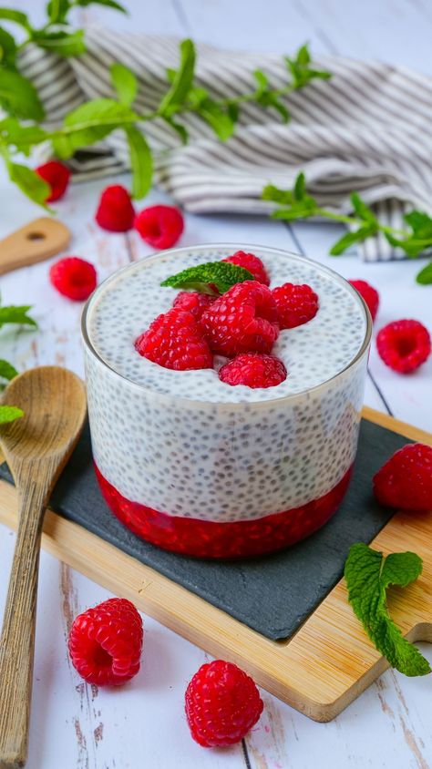 Chia Puding, Poke Bowl, Chia Pudding, Granola, Chia, Healthy Recipes, Dessert, Bowl, Cake