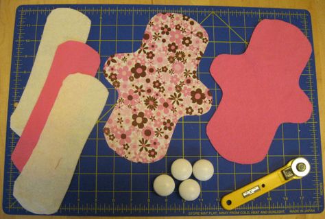 Reusable Pads Pattern Free, Cloth Period Pad Pattern, Diy Menstrual Pads Pattern, Cloth Pads Pattern, Free Reusable Pad Pattern, Reusable Cloth Menstrual Pad Patterns Free, Washable Pads Pattern, Pattern For Reusable Sanitary Pads, Feminine Pads Pattern