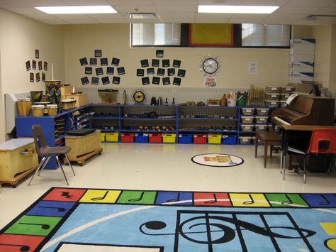 An element of teaching that seems somewhat daunting to me is how to set up an elementary music classroom in a cohesive and functional way that will best maximize the students’ learning. I am … Elementary Music Room Decor, Elementary Music Classroom Setup, Music Room Decor Ideas, School Music Room, Music Classroom Organization, Music Room Organization, Classroom Setup Elementary, Elementary Music Room, General Music Classroom