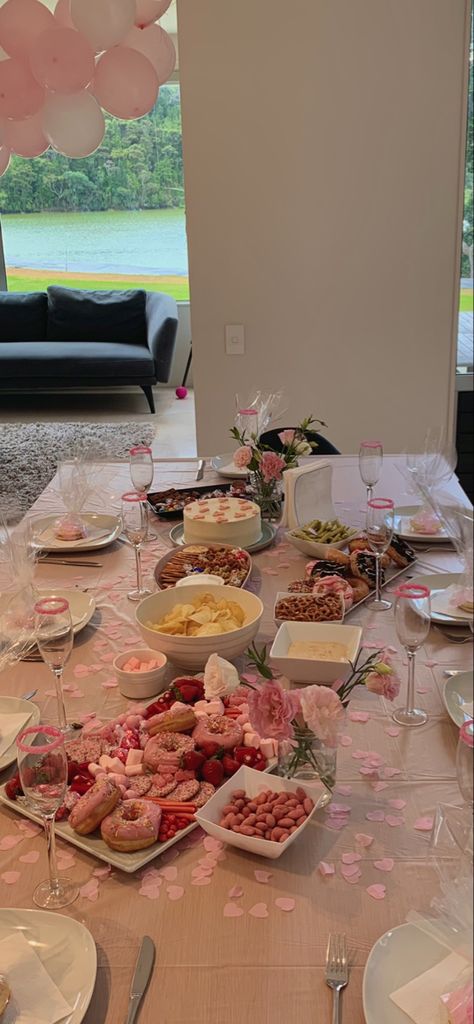 Pink Theme Slumber Party, Galentines Pj Party Aesthetic, Pink Aesthetic Sleepover, Slumber Party Birthday Aesthetic, Fancy Sleepover Aesthetic, Bday Snack Table, Pink Pjs Aesthetic Party, Pink Birthday Slumber Party, Glam Sleepover Party