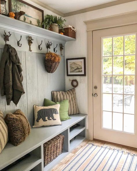 Mudroom Cottage, Mudroom Walls, Diy Mudroom Wall, Hidden Cottage, Cottage Entryway, Mudroom Remodel, Farmhouse Mudroom, Mud Room Entry, Log Home Interiors