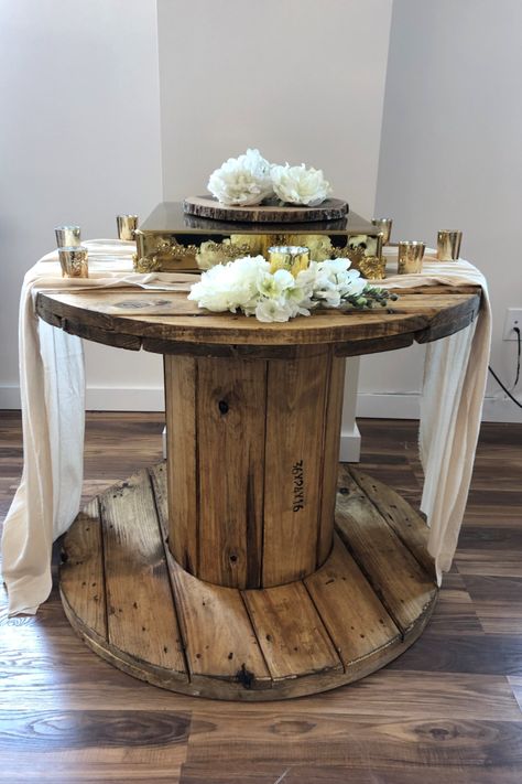 Wedding Spool Tables, Wooden Spool Cake Table Wedding Ideas, Wedding Spools Decoration, Spool Wedding Cake Table, Wooden Spool Tables Wedding, Wooden Cake Stand Wedding, Spool Table Ideas Wedding, Wedding Cake Table Set Up, Spool Table Ideas