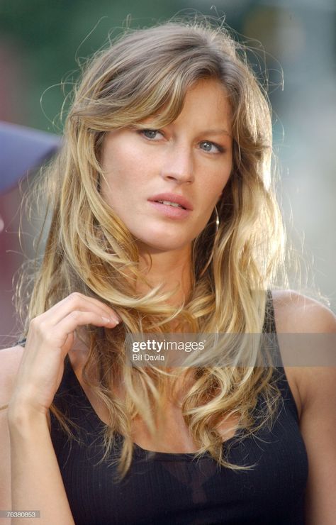 Gisele Hair, Gisele Bundchen Hair, Gisele Bundchen Body, Rachel Green Hair, Beauty Hair Makeup, Gisele Bündchen, Gisele Bundchen, Balayage Hair, Pretty Hairstyles