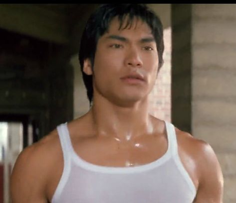 Jason Scott Lee, Bruce Lee Kung Fu, Brown Skin Makeup, Vin Diesel, Bruce Lee, Brown Skin, Celebrities Male, Kung Fu, Asian Men