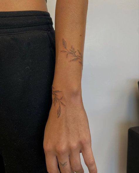 Arm Wrap Tattoo, Wrap Around Wrist Tattoos, Around Arm Tattoo, Wrap Around Tattoo, Wrap Tattoo, Flower Wrist Tattoos, Small Forearm Tattoos, Petite Tattoos, Forearm Tattoo Women