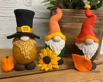 ARTDesignsMI (by Adam and Robyn Thomas) - Etsy Gnome Thanksgiving, Gnome Wallpaper, Thanksgiving Gnome, Gnome Fall, Fall Gnome, Gnome Gift, Scandinavian Gnomes, Happy Thanksgiving Quotes, Gnome Ornaments