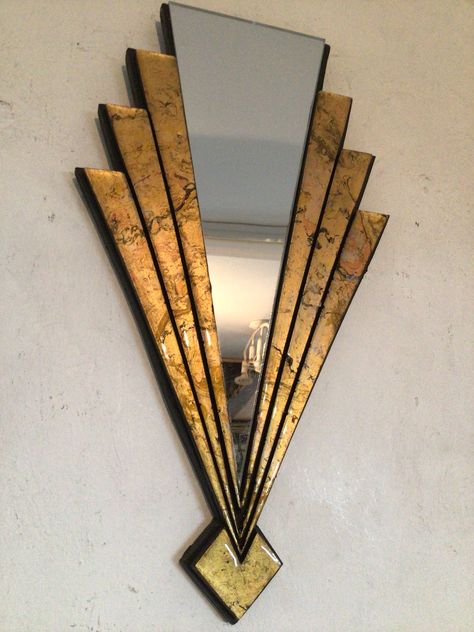 An Art Deco mirror.   made of composite materials,  39 cm x 21 cm,finished with black.Clean mirror with a microfiber cloth.Best placed by a window, or light source, to emphasize the effect.Strug,ready to hang.     I studied for eight years, at the London College of Furniture and Ecole Boulle in Paris. I learnt many traditional, as well as modern techniques, and i have combined these to produce what i hope are interesting and pleasing items. Art Deco Furniture 1920s, Modern Art Deco Design, Art Deco Spiegel, Art Deco Style Interior, Mirror Decor Ideas, Lampe Art Deco, Art Deco Bar, Art Deco Bedroom, Motif Art Deco