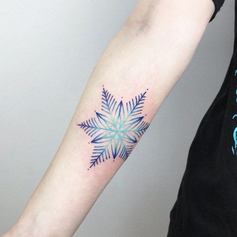 #snowflake #snow #snowflaketattoo #tattoos #tattooart #tattoosforwomen #girlstattoos #womentattoo #armtattoo #inkstinctsubmission #tattoodo #tattoosforwomensmall Loop Tattoo, L Tattoo, Sun Tattoo, Lotus Flower Tattoo, Maple Leaf Tattoo, Arm Tattoo, Watercolor Tattoo, Flower Tattoo, Color Me