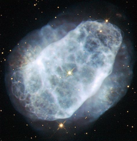 NGC 6153, in the southern constellation of Scorpius. Hubble Space Telescope Images, Planetary Nebula, Sky With Stars, Nasa Goddard, Hubble Telescope, Hubble Images, Arte Alien, Hubble Space, Space Photos