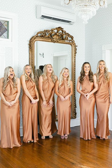 Wanting to plan the perfect fall wedding? Check out these beautiful copper colored bridesmaid dresses from Show Me Your MuMu! Bridesmaid Bronze Dress, Light Copper Bridesmaid Dress, Copper Orange Bridesmaid Dresses, Cooper Bridesmaids Dresses, Satin Copper Bridesmaid Dresses, Champagne And Copper Bridesmaid Dresses, Bronze Bridesmaid Dresses Copper, Bronze Bridesmaid Dress, Copper Dress Bridesmaid