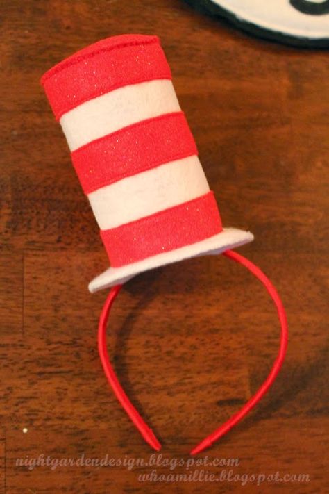 The Cat in the Hat mini top hat head bands diy / Night Garden Design blog Cat In The Hat Headband, Dr Seuss Costumes, Cat Costume Kids, Cat In The Hat Party, Seuss Crafts, Dr. Seuss, Dr Seuss Week, Dr Seuss Day, Crazy Hat Day