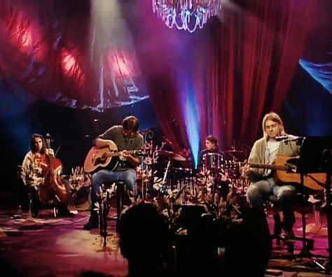 Mtv Unplugged Nirvana, Mtv Aesthetic, Nirvana Mtv, Nirvana Mtv Unplugged, Nirvana Concert, Nirvana Unplugged, Nirvana Live, All My Loving, Mtv Unplugged