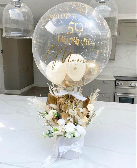 Retirement Bobo Balloon, Retirement Balloon Ideas, Balloon Bucket, Mothers Day Balloons, Flower Box Gift, Diy Balloon Decorations, Flower Gift Ideas, Balloon Arrangements, Birthday Party Theme Decorations