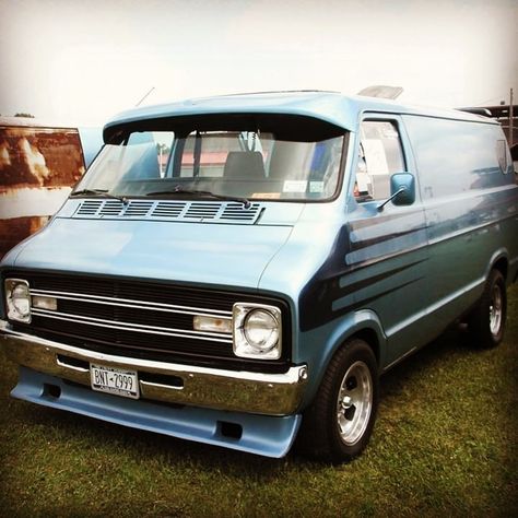 Captain Vantastic on Instagram: “Another super sweet Dodge. Tag the owner please! #chevyg20 #g10 #vannin #vanlife #vanimals #vancult #van #vansoldskool #vanlifers…” Chevy Conversion Van, Dodge Van, G 20, Custom Vans, Van Conversion, Vans Old Skool, Super Sweet, Van Life, Dodge