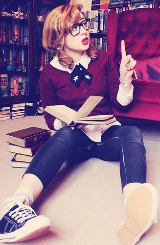 Librarian Chic, Nerdy Outfits, Geek Girl, Box Elder, Geek Design, Geek Fashion, Nerdy Girl, Girl Portrait, Nerd Girl