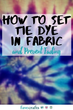 Tie Dye Tips, Tie Dye Instructions, Tie Dye Shirts Patterns, Ty Dye, Diy Tie Dye Techniques, Diy Tie Dye Designs, Tie Dye Patterns Diy, Dyed Tips, Diy Tie Dye Shirts