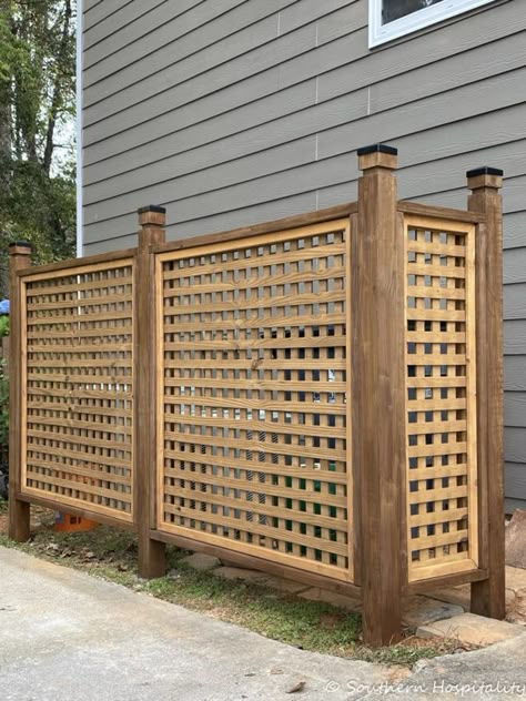 Privacy Screen Fence, Privacy Fence Designs, Lattice Fence, Backyard Privacy, Outdoor Privacy, Privacy Screen Outdoor, Southern Hospitality, Backyard Fences, Fence Design