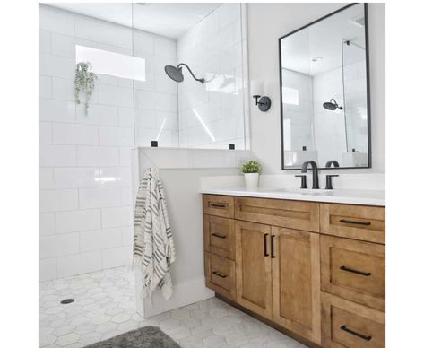 Bathroom Remodel Shower Walk In, Walk In Shower With Window, Small Bathroom Walk In Shower Ideas, Adu Bathroom, Walk In Bathroom Showers, Hunter House, Walk In Shower Ideas, Doorless Shower, Master Bath Shower