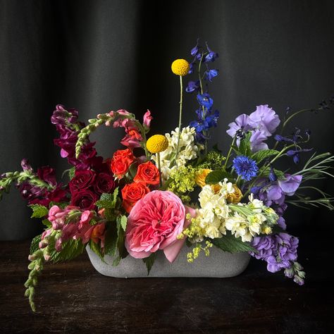 Last night we kicked off a weekend filled with Pride Festivities with a fantastic Rainbows & Rosé class with XOBC Cellars. We’re continuing the celebration this morning on @studio13onfox with a rainbow flower crown tutorial! Watch Melissa live at 10:20 with Carly and Miraya #seattlepride2023 #flowercrowns #seattleflorist #studio13live Pride Bouquet, Rainbow Floral Arrangements, Rainbow Flower Arrangement, Flower Crown Tutorial, Rainbow Roses, Garden Girls, Rainbow Flowers, Floral Style, Summer Flowers