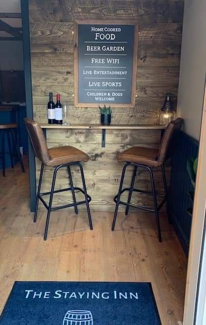 Home Pub Ideas, Garage Bar Ideas, Small Open Concept, Pub Interior Design, Garden Bar Shed, Garden Room Interiors, Whiskey Room, Pub Interior, Bar Shed