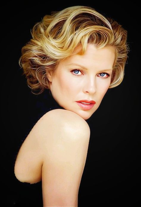 Kim Basinger Hollywood Glamour Photography, Kim Novak, Kim Basinger, Retro Hair, Glamour Photography, Retro Hairstyles, Famous Celebrities, Classic Beauty, Hollywood Glamour