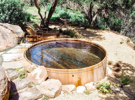 Gordon and Grant Hot Tubs | 🍃g o o d m o r n i n g 🌿 we could all use a morning soak in this pretty 10’ cedar right about now. | Instagram Wooden Tub, Hot Tub Landscaping, Piscina Intex, Cedar Hot Tub, Outdoor Hot Tub, Diy Hot Tub, Outdoor Tub, Hot Tubs Saunas, Stock Tank Pool