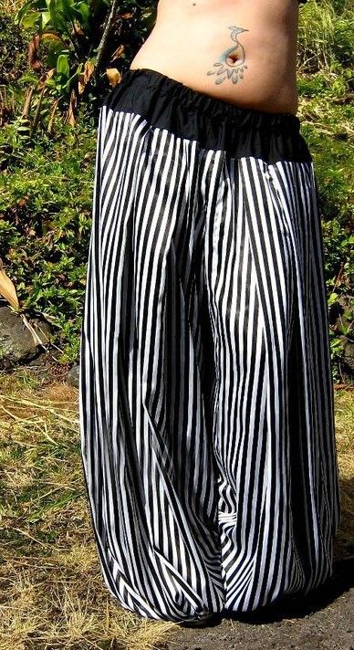 Harem pants - other colors would be great! Cotton Harem Pants For Festivals, Traditional Style Harem Pants For Festivals, Cotton Non-stretch Harem Pants For Festivals, Bohemian Hip-length Harem Pants For Festival, Hippie Full-length Harem Pants For Festivals, Black White Outfit, Belly Dance Costume, Eclectic Fashion, Boho Chic Outfits