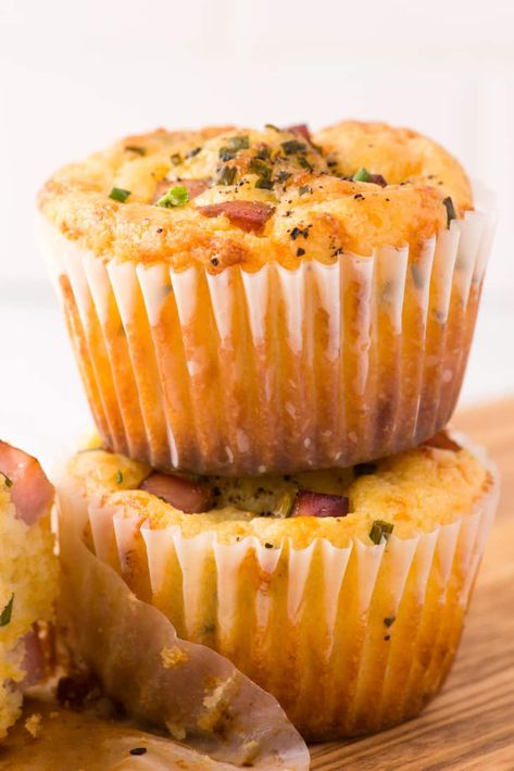 Recipe: Ham and Cheddar Lunch Box Muffins Cheddar Muffins, Easy Cheese Recipes, Savory Muffins, Cheese Muffins, Easy Lunch Recipes, Easy Brunch, Cheese Recipes, Lunch Ideas, Appetizer Snacks