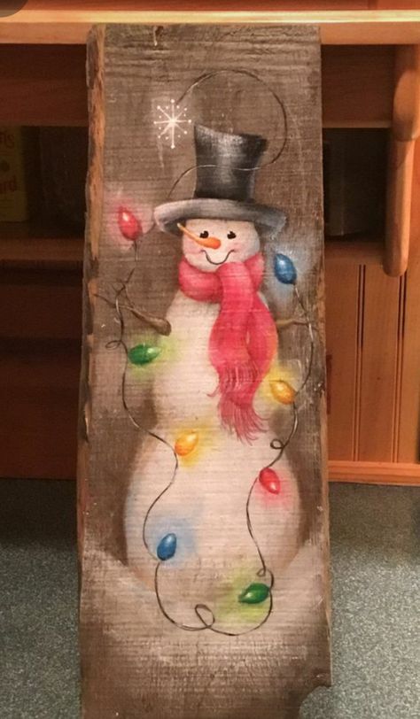 Hand Painted Snowman On Wood, Simple Christmas Paintings On Wood, Rustic Snowman Painting, Sled Painting Ideas, Snowman Painting Ideas, Hand Painted Christmas Signs, Snowman Painting On Canvas, Painting A Snowman, Painted Snowman On Wood