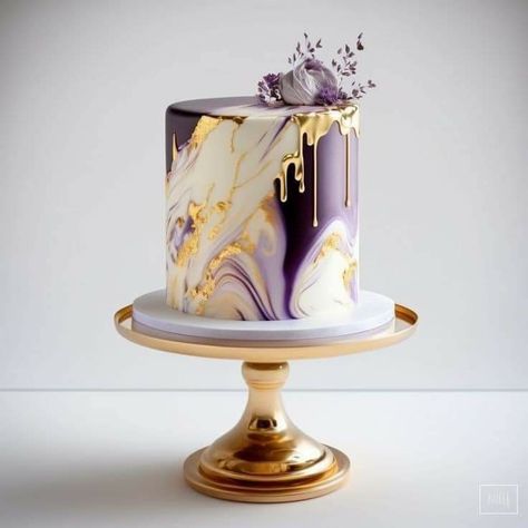 Purple And Rose Gold Cake, Lavender Cake Design, Lavender Birthday Cake, Marbled Cake, 19 Birthday, Purple Cakes Birthday, Butterfly Birthday Cakes, Purple Cake, Birthday Cake Decorating Ideas