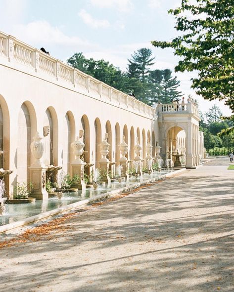 Longwood Gardens, European House, Graduation Photo, Engagement Pics, Graduation Photos, Engagement Shoot, Engagement Photo, Engagement Pictures, Engagement Shoots