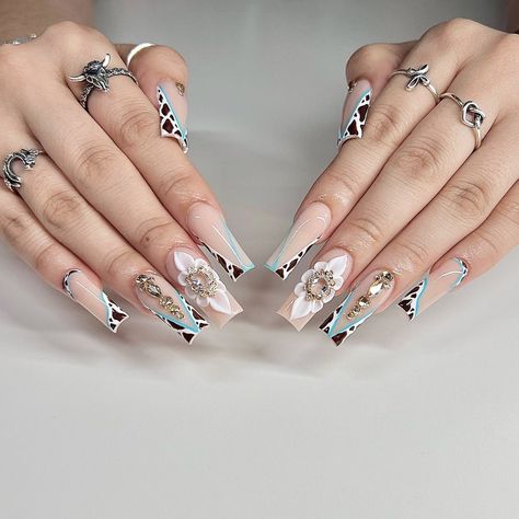 Cow Print Bling Nails, Cow Nails Acrylic Pink, Pink Cow Print Nails Acrylic Long, Sparkly Cow Print Nails, Turquoise Nails Western Cow Print, Country Acrylic Nails, Rodeo Nails, Cow Print Nails, Mexican Nails